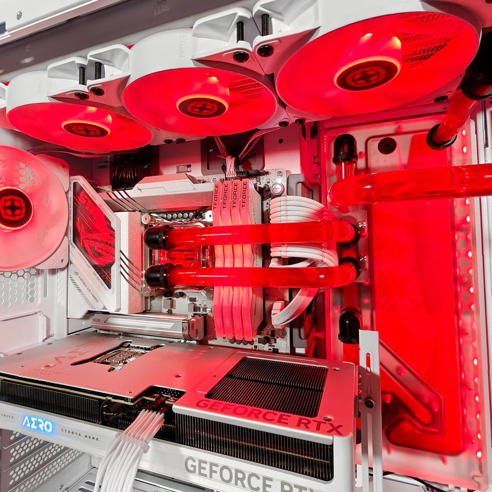 EVO O11D Ghost Ready to Ship Gaming PC